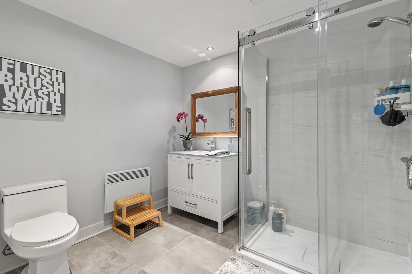 Salle de bains - 1013 Rue Du Suroît, Pincourt, QC - Indoor Photo Showing Bathroom