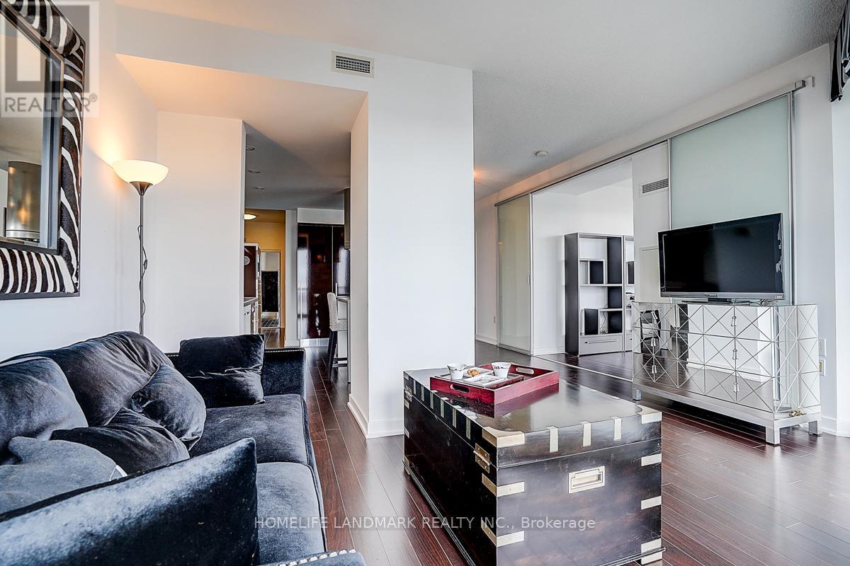 1912 - 38 Dan Leckie Way, Toronto, ON - Indoor Photo Showing Living Room