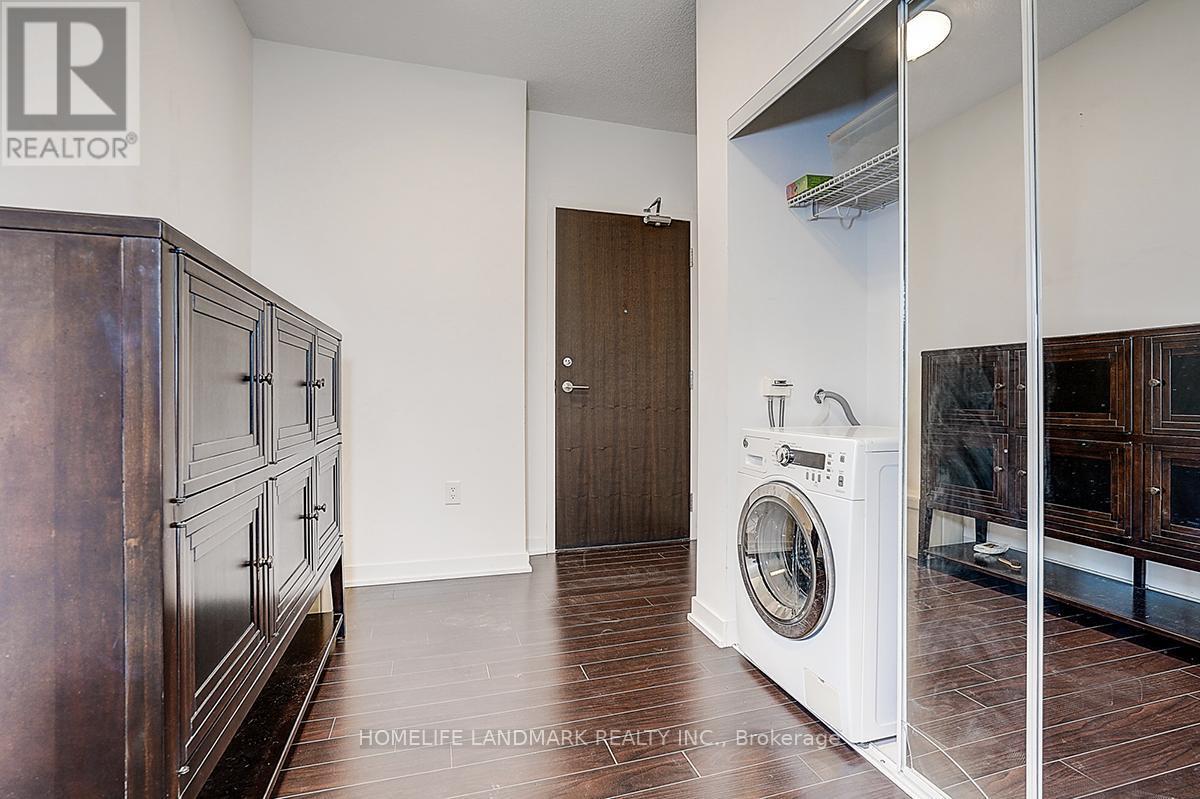 1912 - 38 Dan Leckie Way, Toronto, ON - Indoor Photo Showing Laundry Room