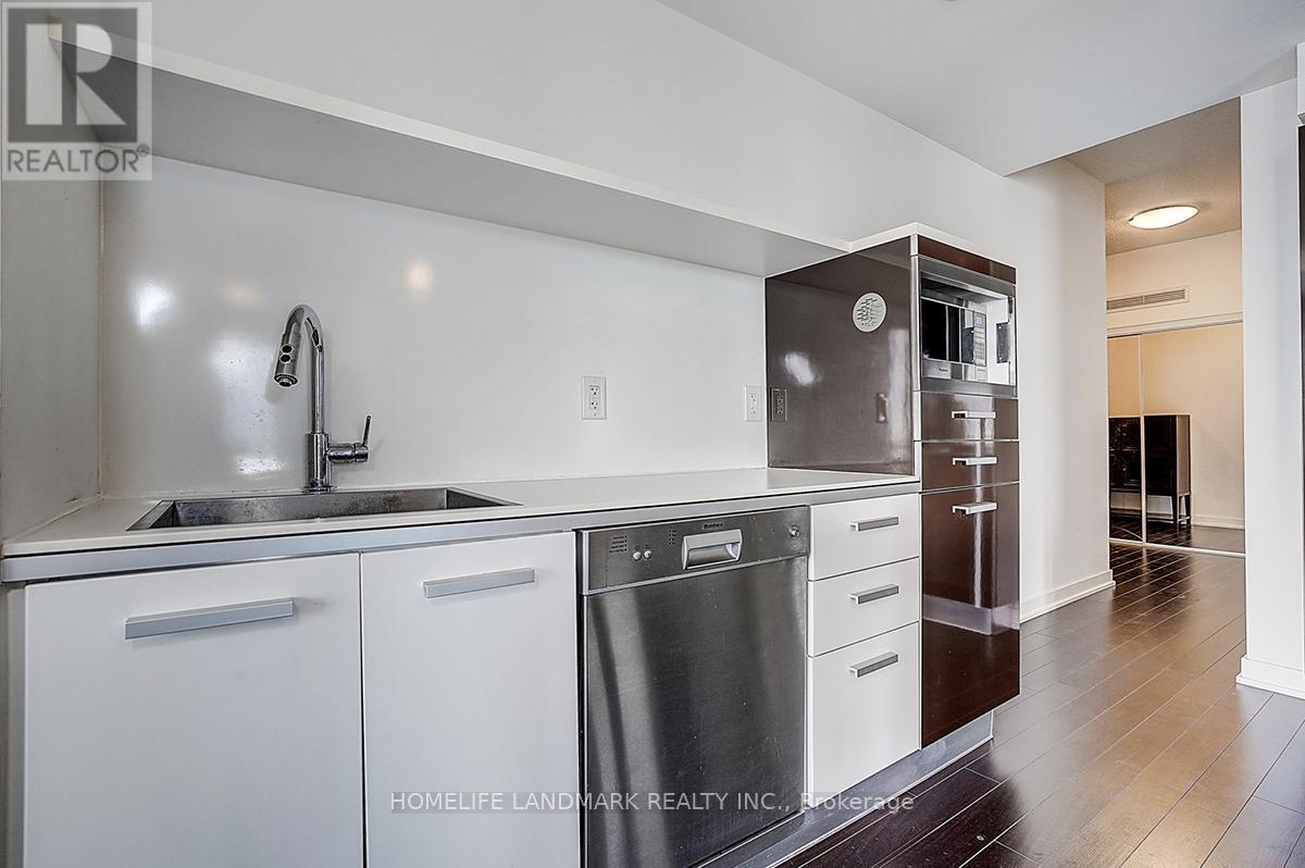 1912 - 38 Dan Leckie Way, Toronto, ON - Indoor Photo Showing Kitchen