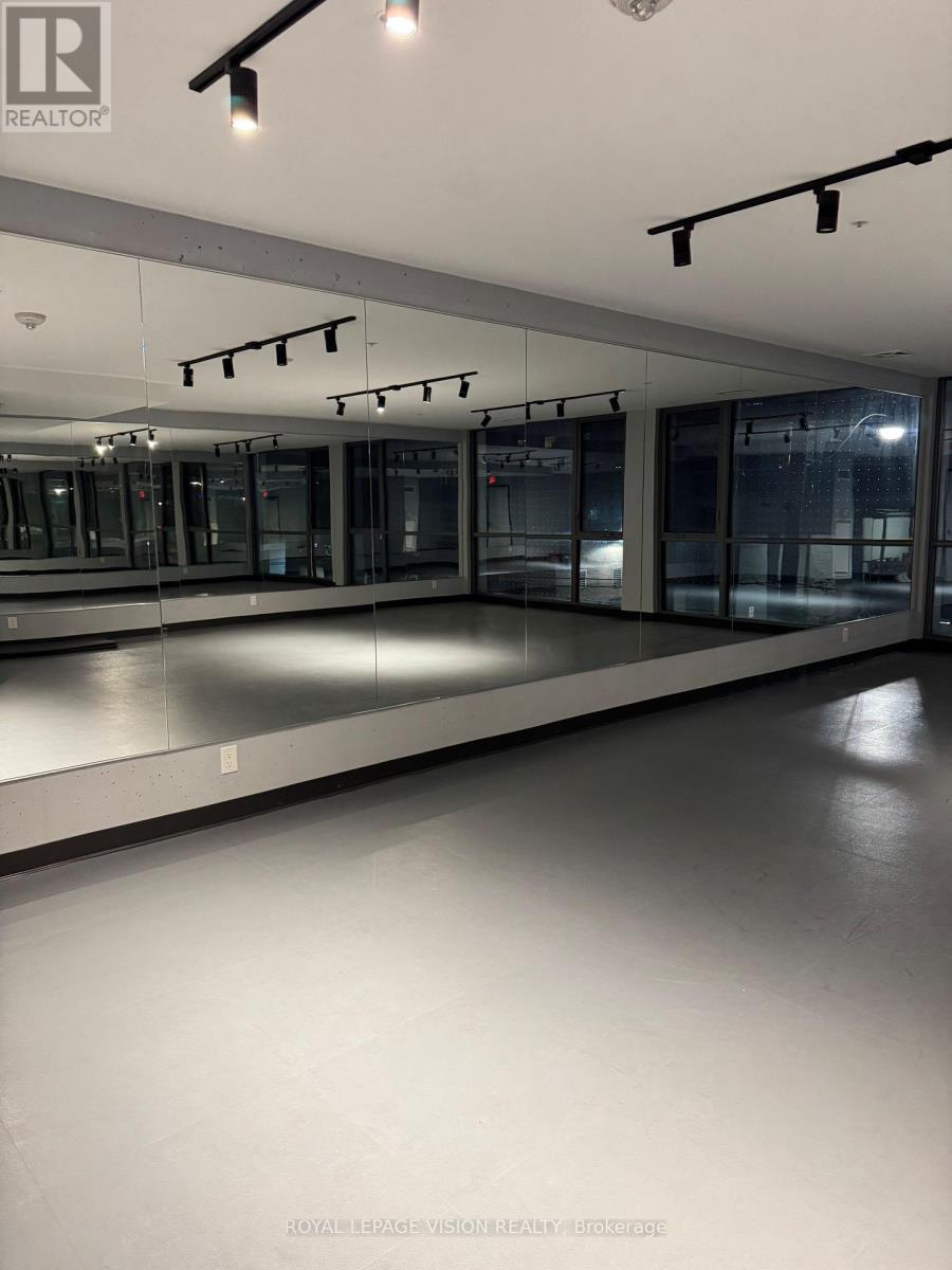 702 - 39 Brant Street, Toronto, ON - Indoor Photo Showing Other Room