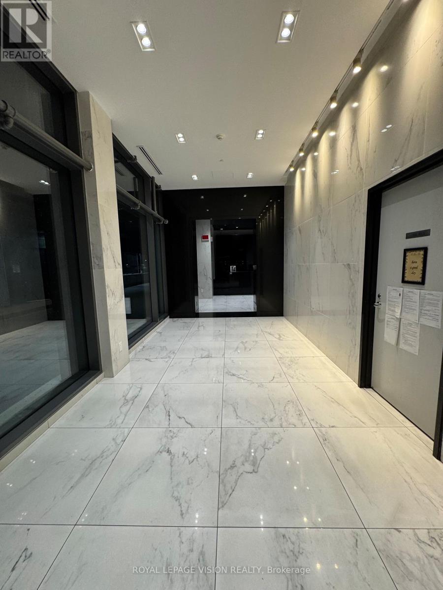 702 - 39 Brant Street, Toronto, ON - Indoor Photo Showing Other Room