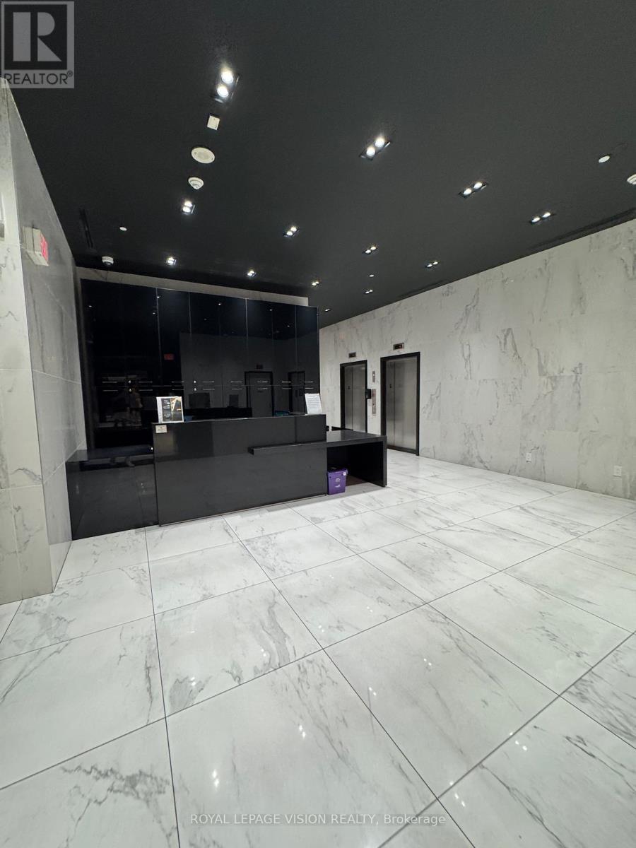 702 - 39 Brant Street, Toronto, ON - Indoor Photo Showing Other Room