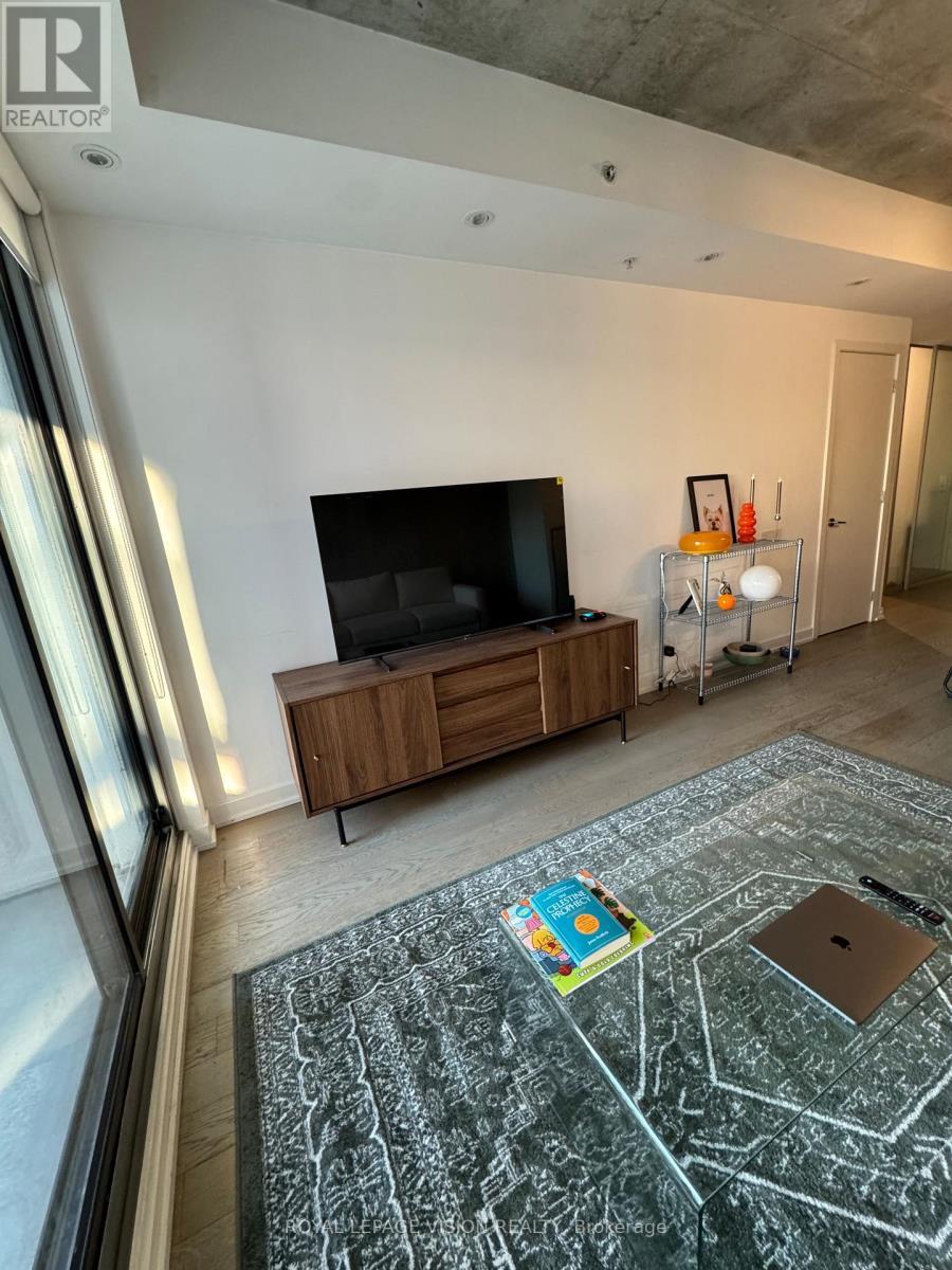 702 - 39 Brant Street, Toronto, ON - Indoor Photo Showing Other Room