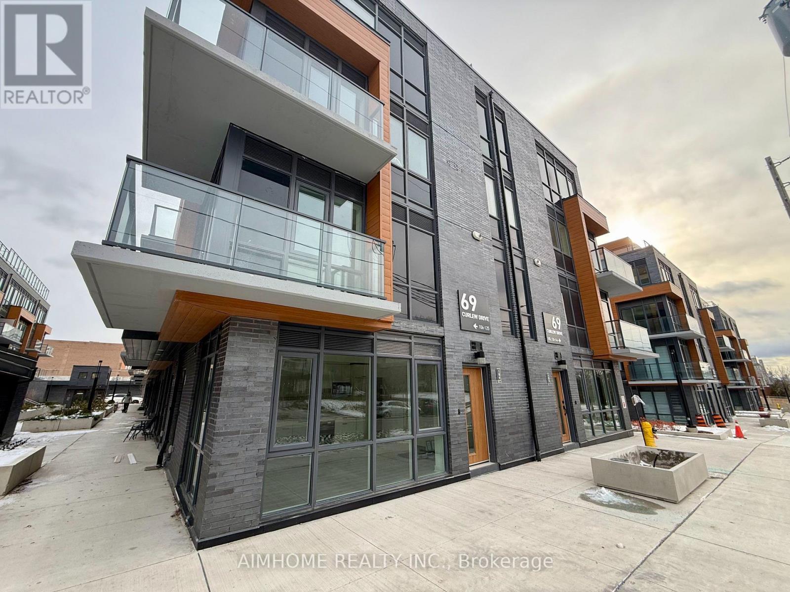 141 - 69 Curlew Drive, Toronto, ON - Outdoor