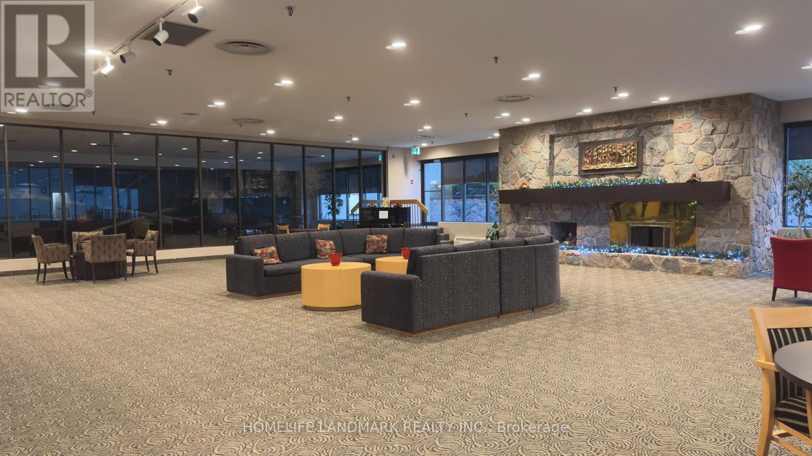 603 - 225 Bamburgh Circle, Toronto, ON - Indoor Photo Showing Other Room