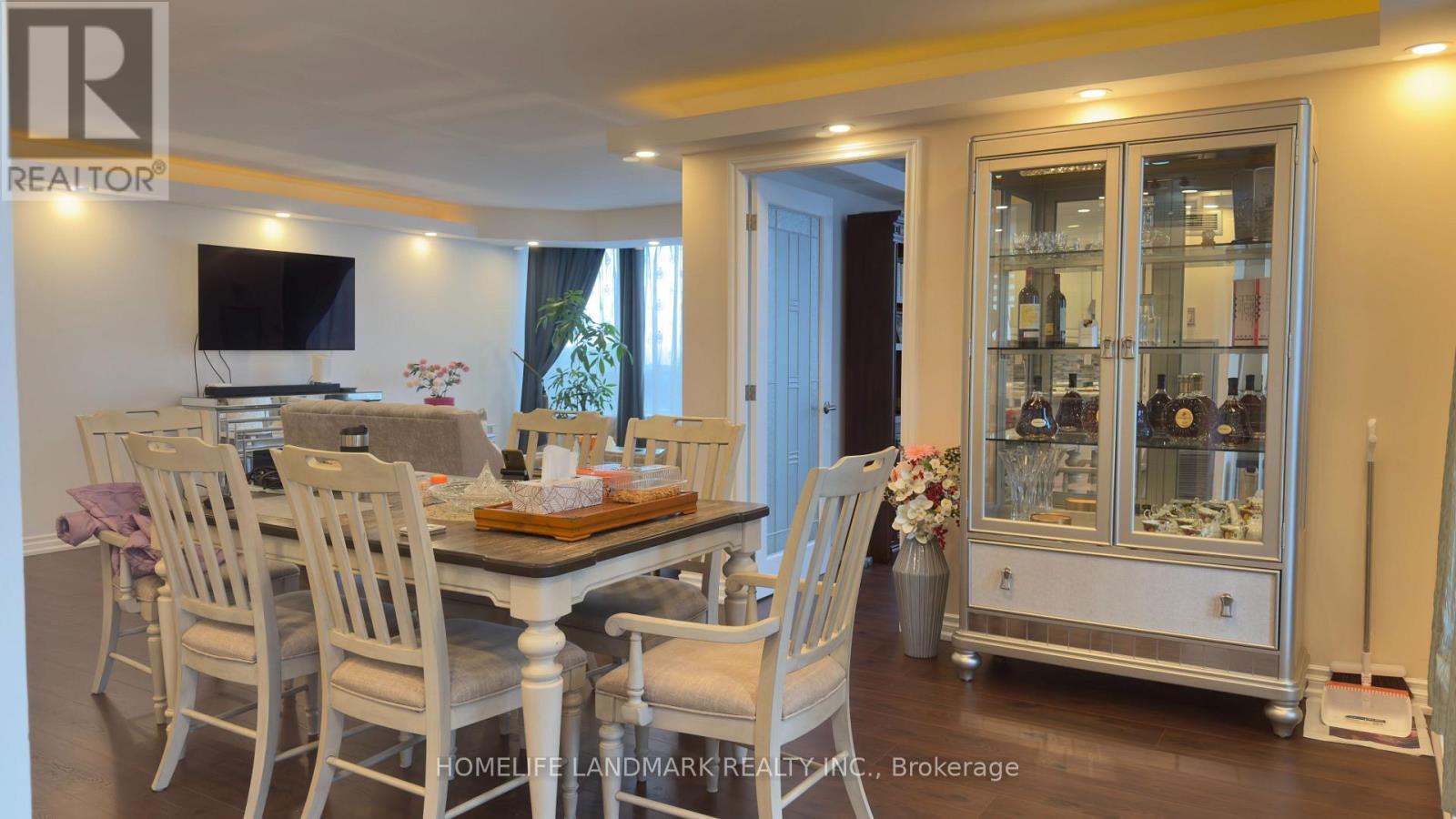 603 - 225 Bamburgh Circle, Toronto, ON - Indoor Photo Showing Dining Room