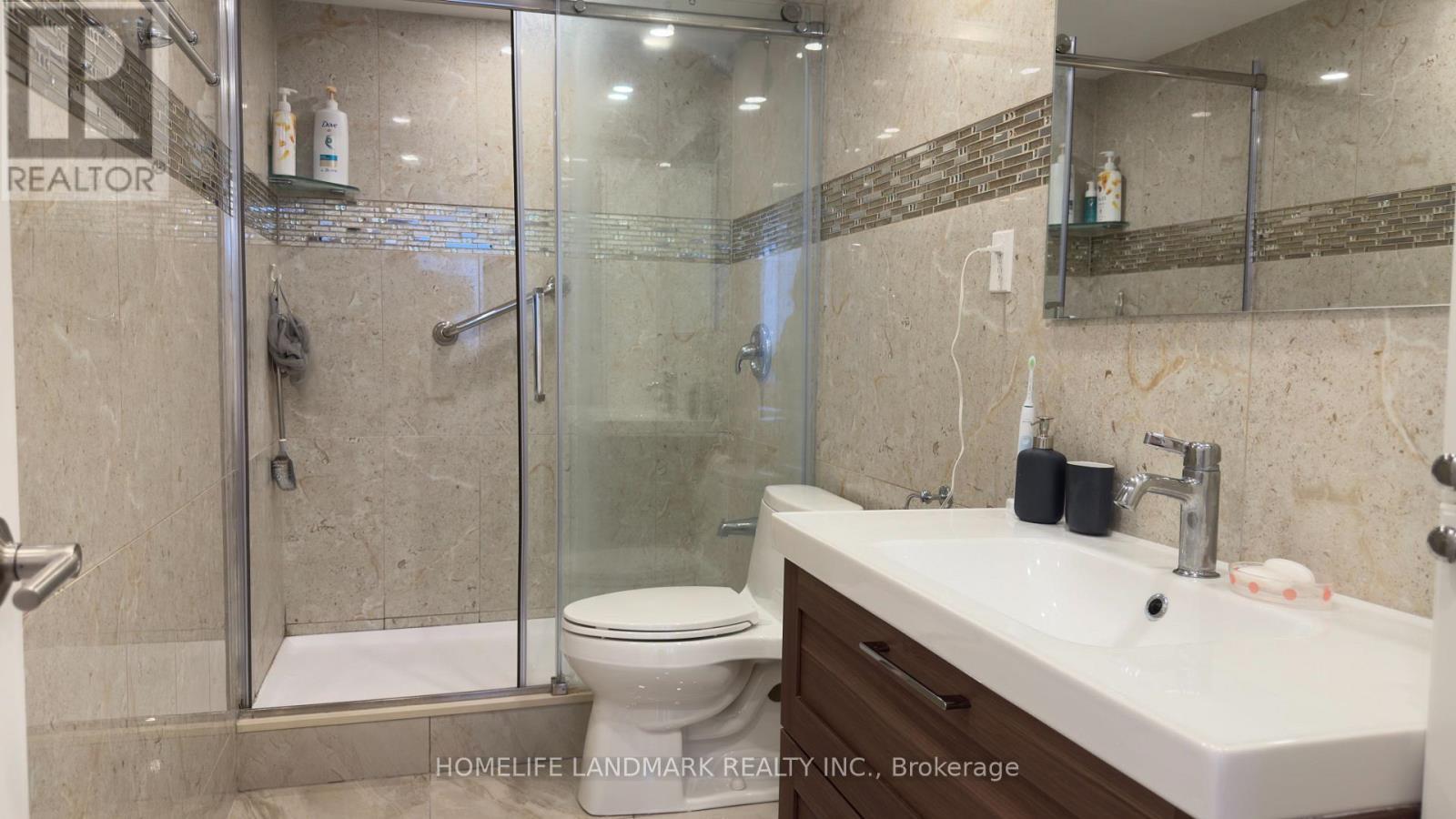 603 - 225 Bamburgh Circle, Toronto, ON - Indoor Photo Showing Bathroom