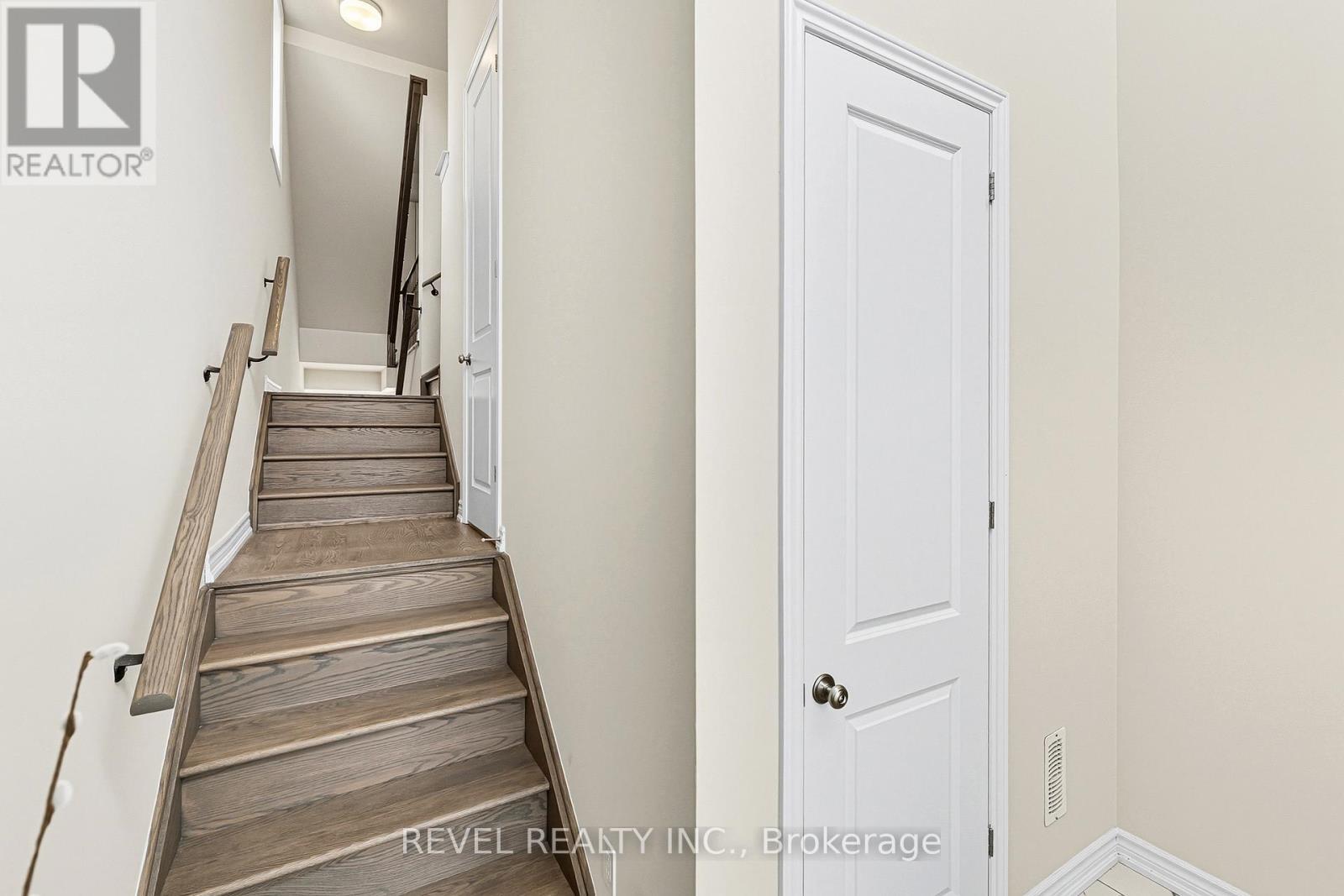 48 Douet Lane, Ajax, ON - Indoor Photo Showing Other Room