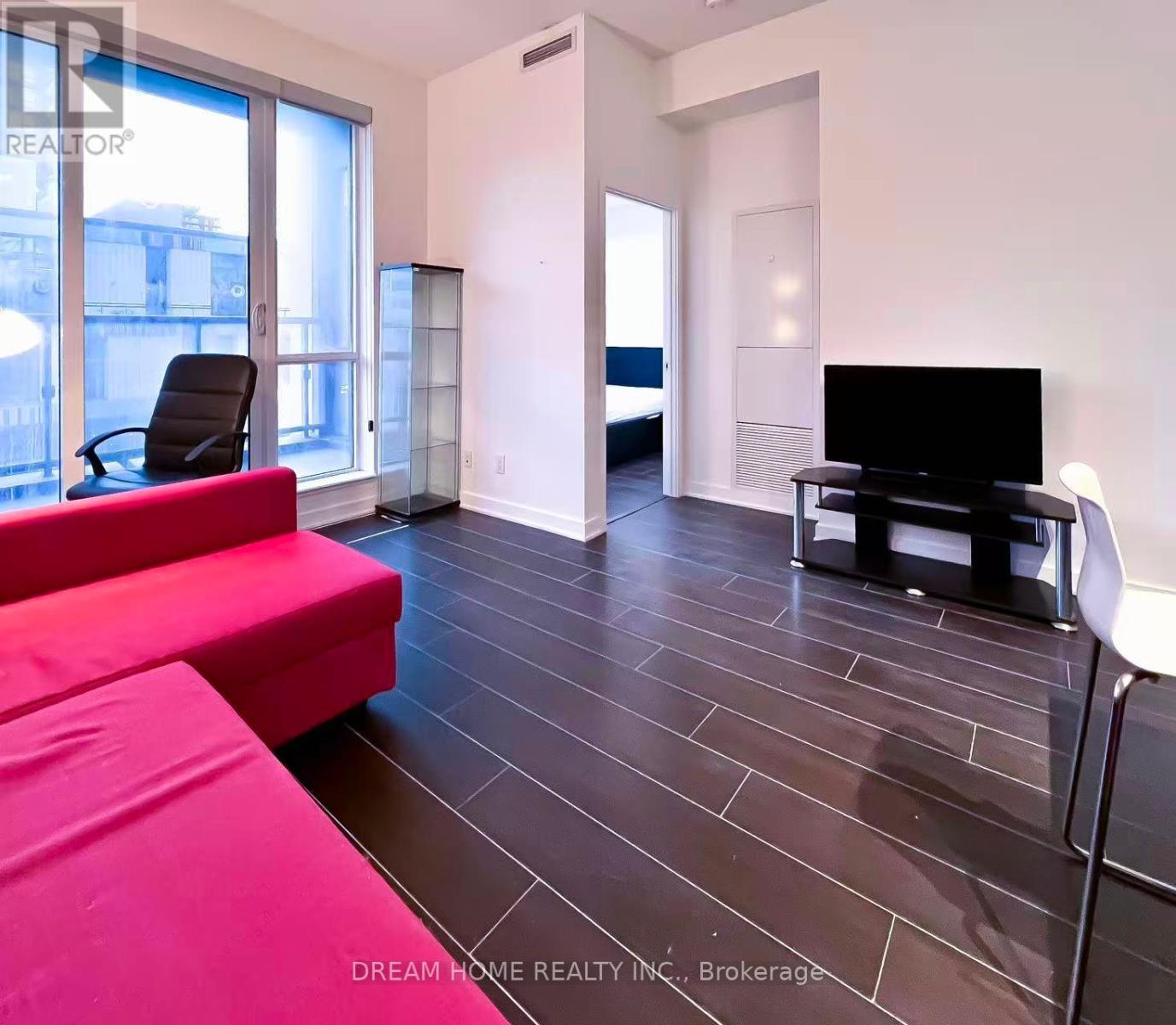 170 Sumach Street, Toronto, ON - Indoor