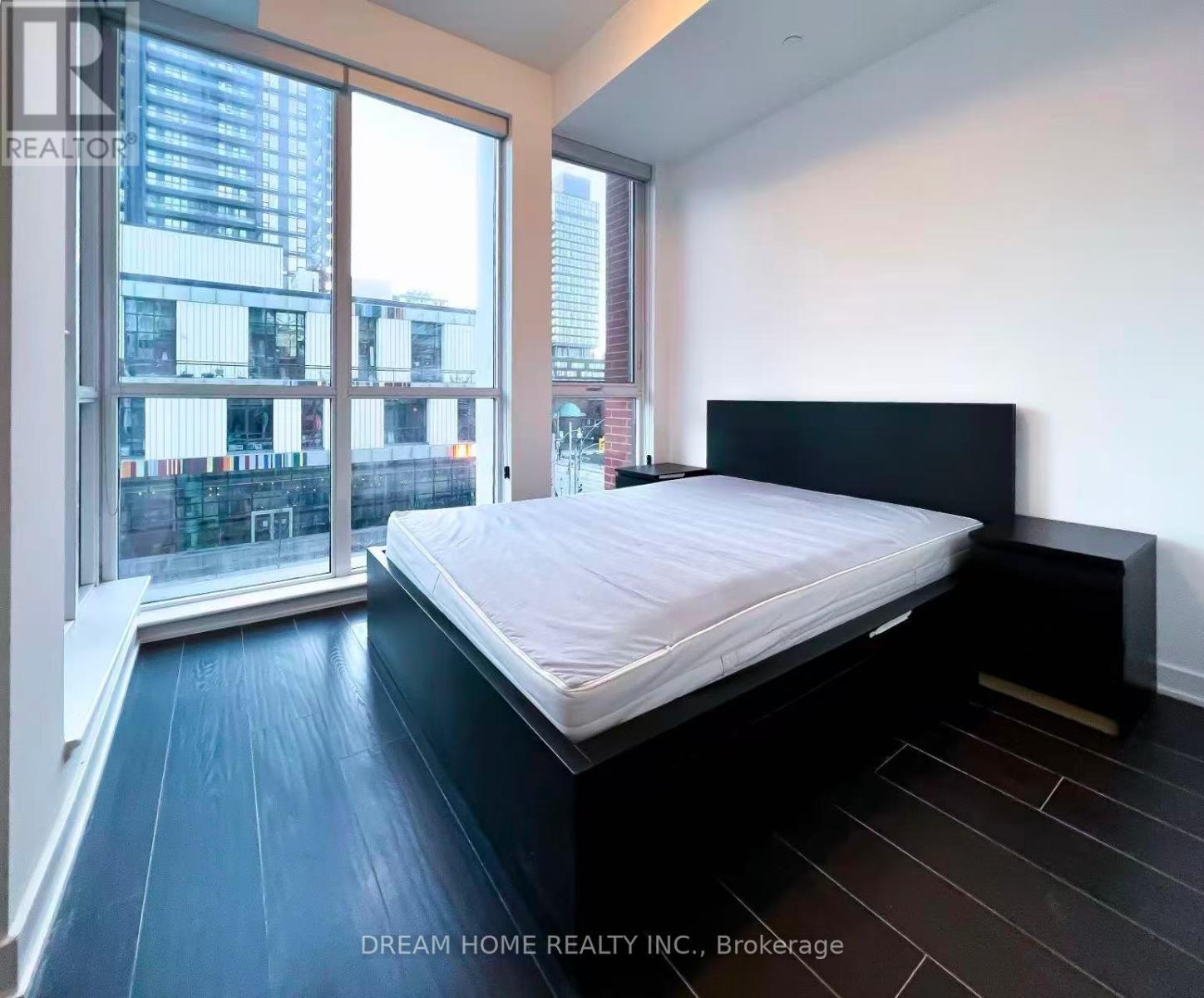 170 Sumach Street, Toronto, ON - Indoor Photo Showing Bedroom