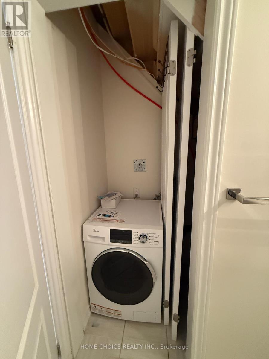 32 - Basement - 181 Parktree Drive, Vaughan, ON - Indoor Photo Showing Laundry Room