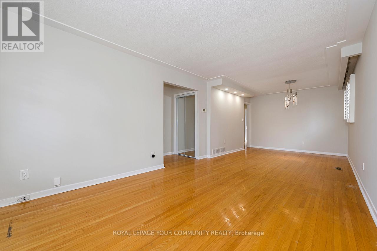 33A Alcan Avenue, Toronto, ON - Indoor Photo Showing Other Room