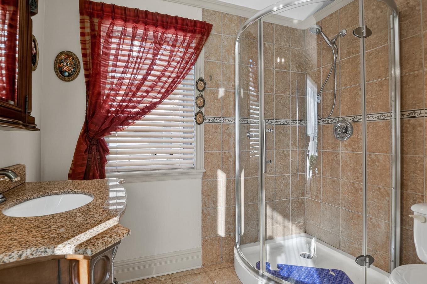 Salle de bains - 97Z - 97Az 66E Avenue, Laval (Chomedey), QC - Indoor Photo Showing Bathroom