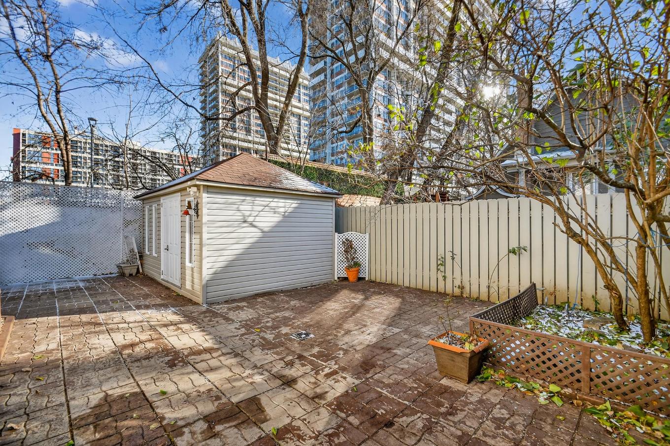 Cour - 97Z - 97Az 66E Avenue, Laval (Chomedey), QC - Outdoor