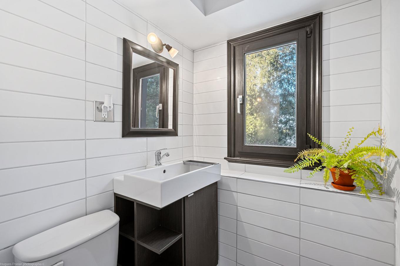 Bathroom - 1387 Rue Du Bel-Automne, Sainte-Adèle, QC - Indoor Photo Showing Bathroom