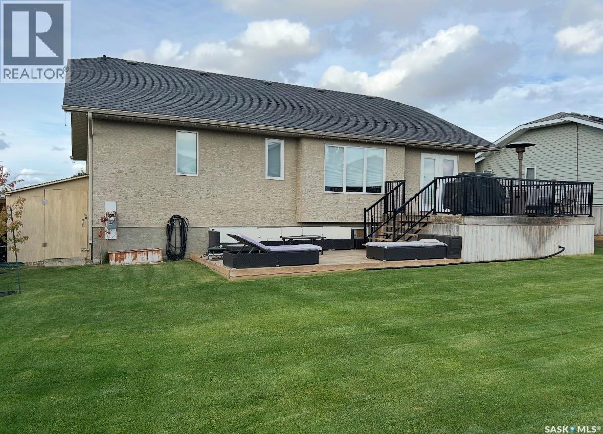 102 Keedwell Street, Saskatoon, SK - Outdoor With Deck Patio Veranda