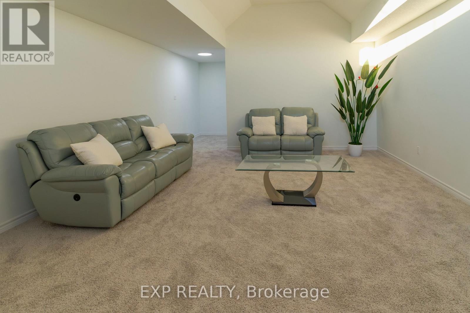 Main - 1749 Finley Crescent, London North, ON - Indoor