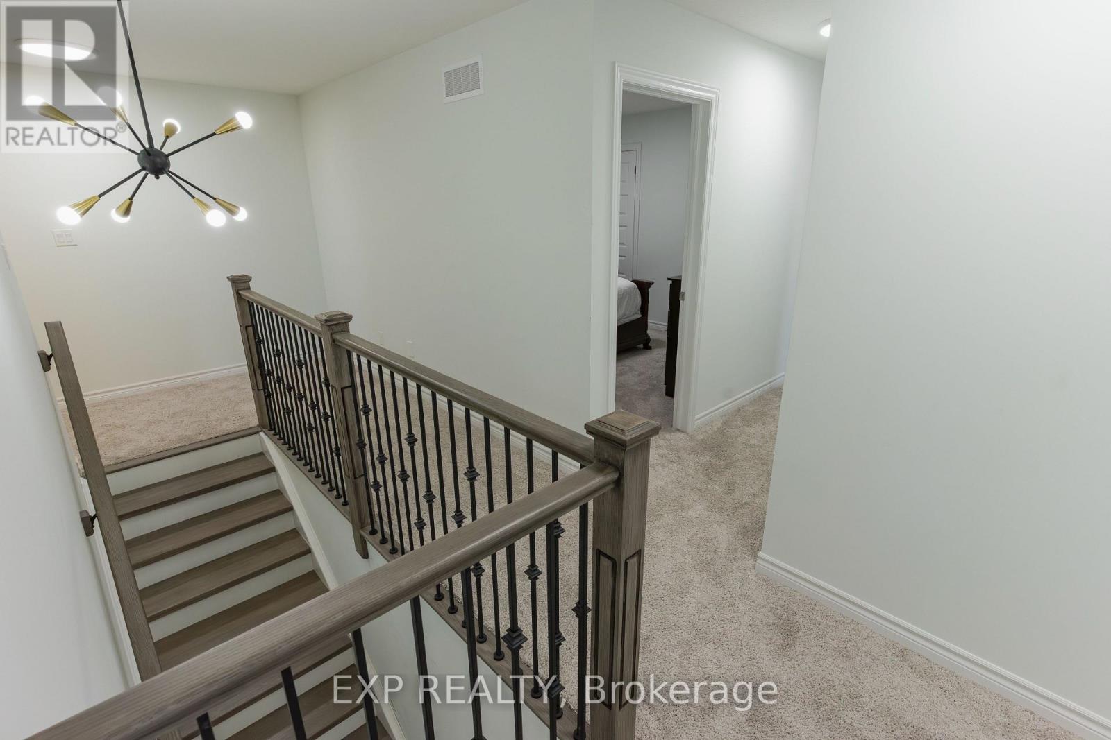 Main - 1749 Finley Crescent, London North, ON - Indoor Photo Showing Other Room