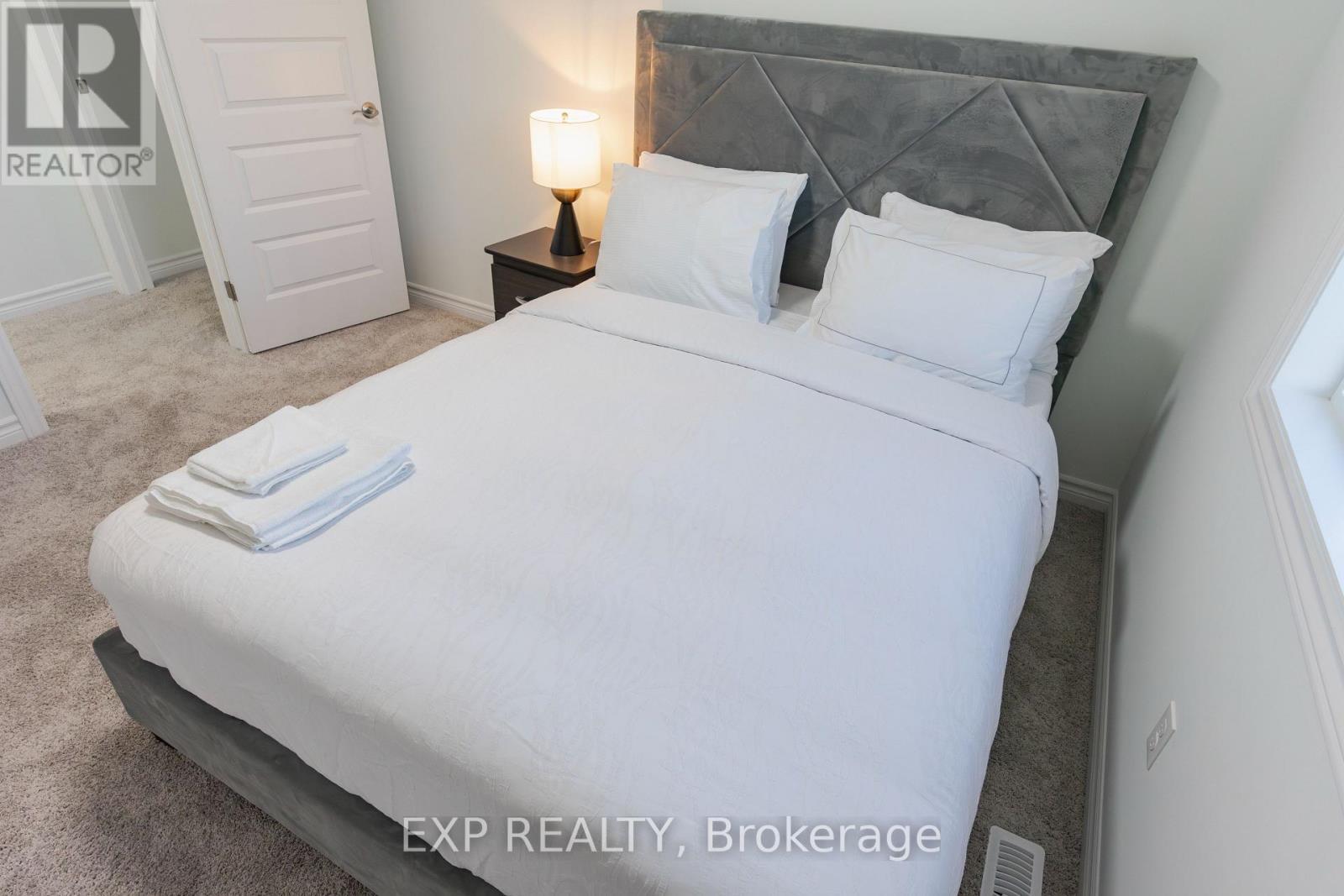 Main - 1749 Finley Crescent, London North, ON - Indoor Photo Showing Bedroom