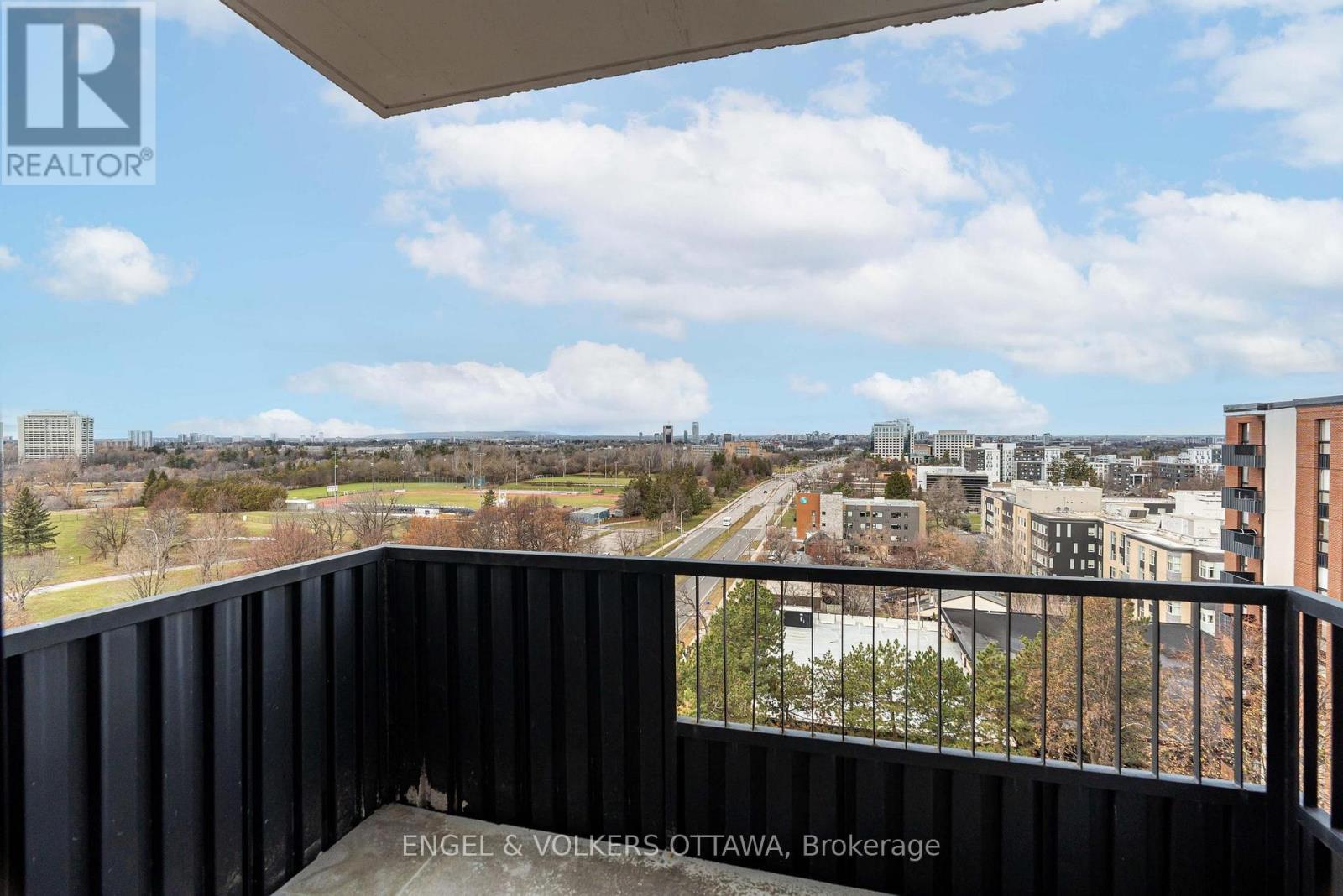 1215 - 2951 Riverside Drive, Ottawa, ON - Outdoor With Balcony With View