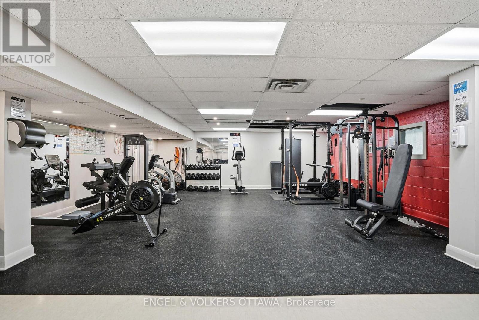 Gym - 1215 - 2951 Riverside Drive, Ottawa, ON - Indoor Photo Showing Gym Room
