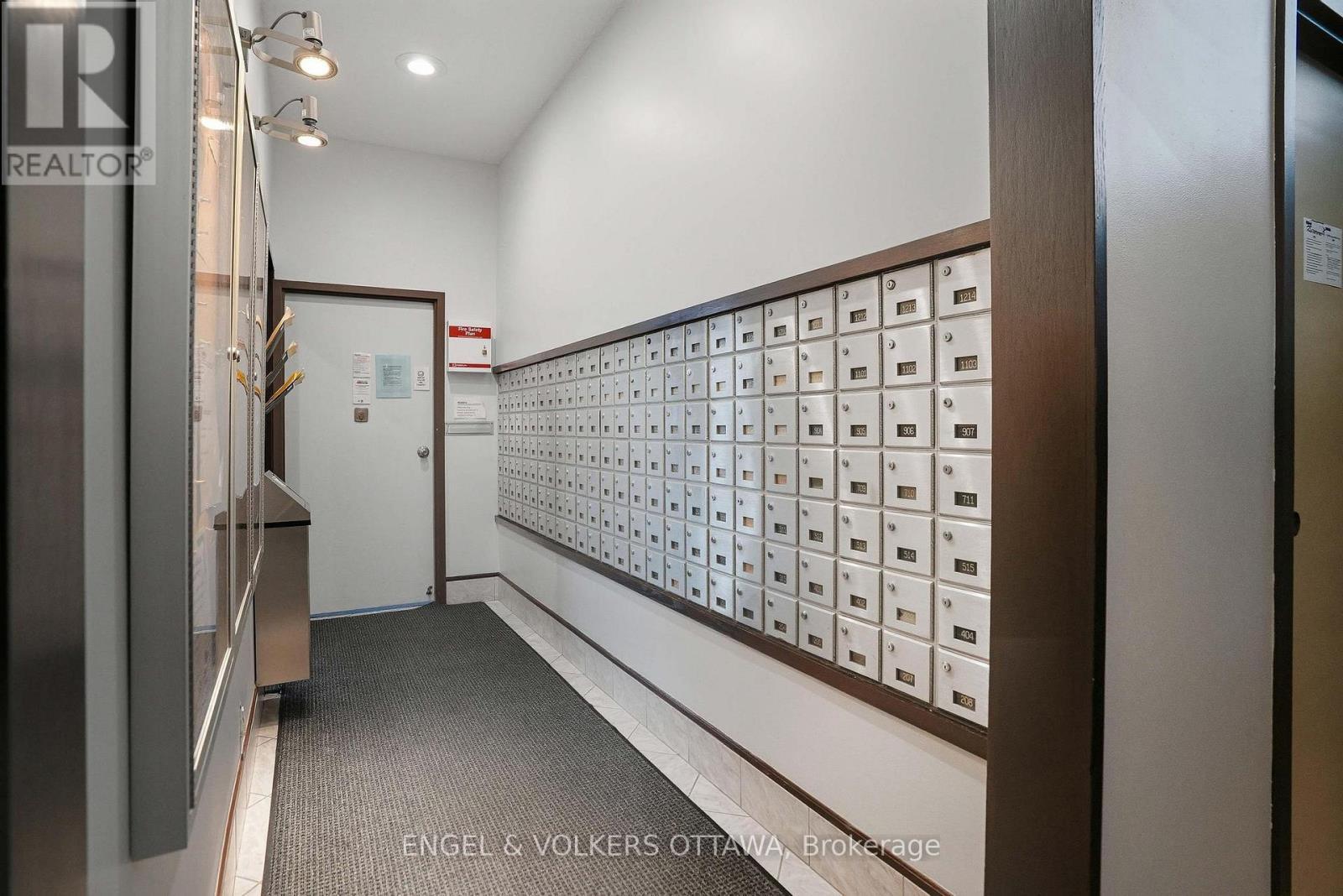Mail Room - 1215 - 2951 Riverside Drive, Ottawa, ON - Indoor Photo Showing Other Room
