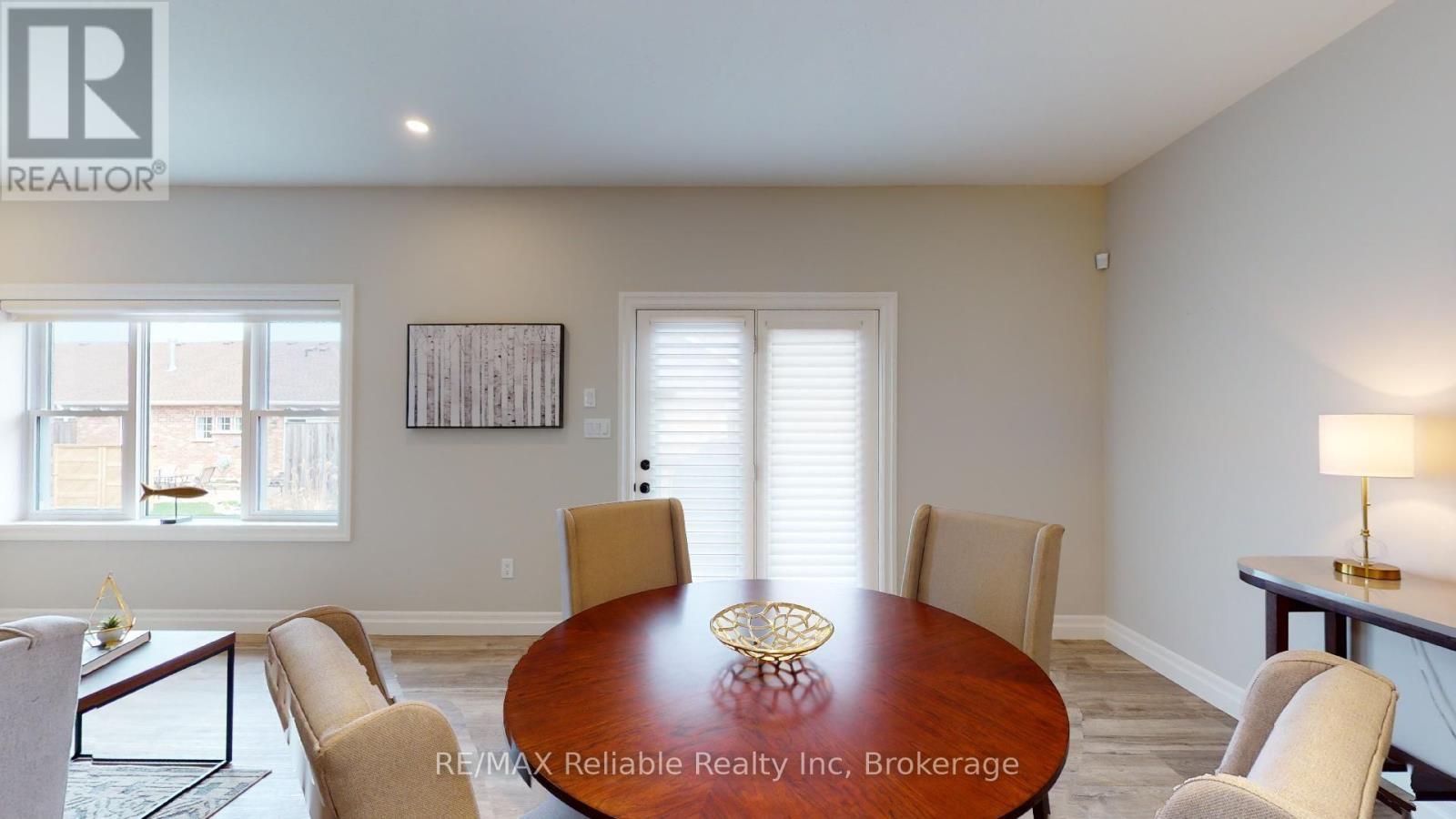 7 Thimbleweed Drive, Bluewater (Bayfield), ON - Indoor Photo Showing Dining Room