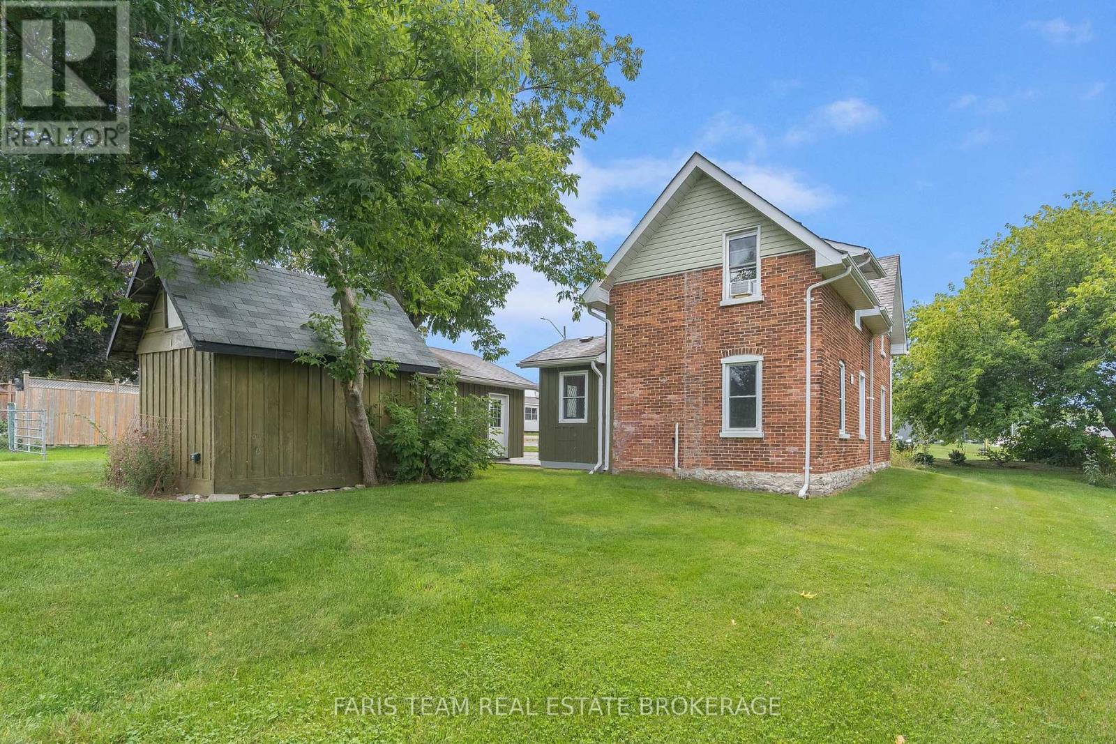 139 Veterans Lane, Tay, ON - Outdoor