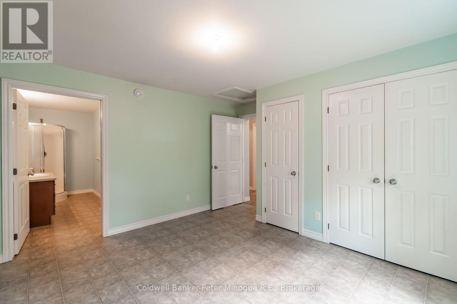 567 Sunset Cove Road, Callander, ON - Indoor