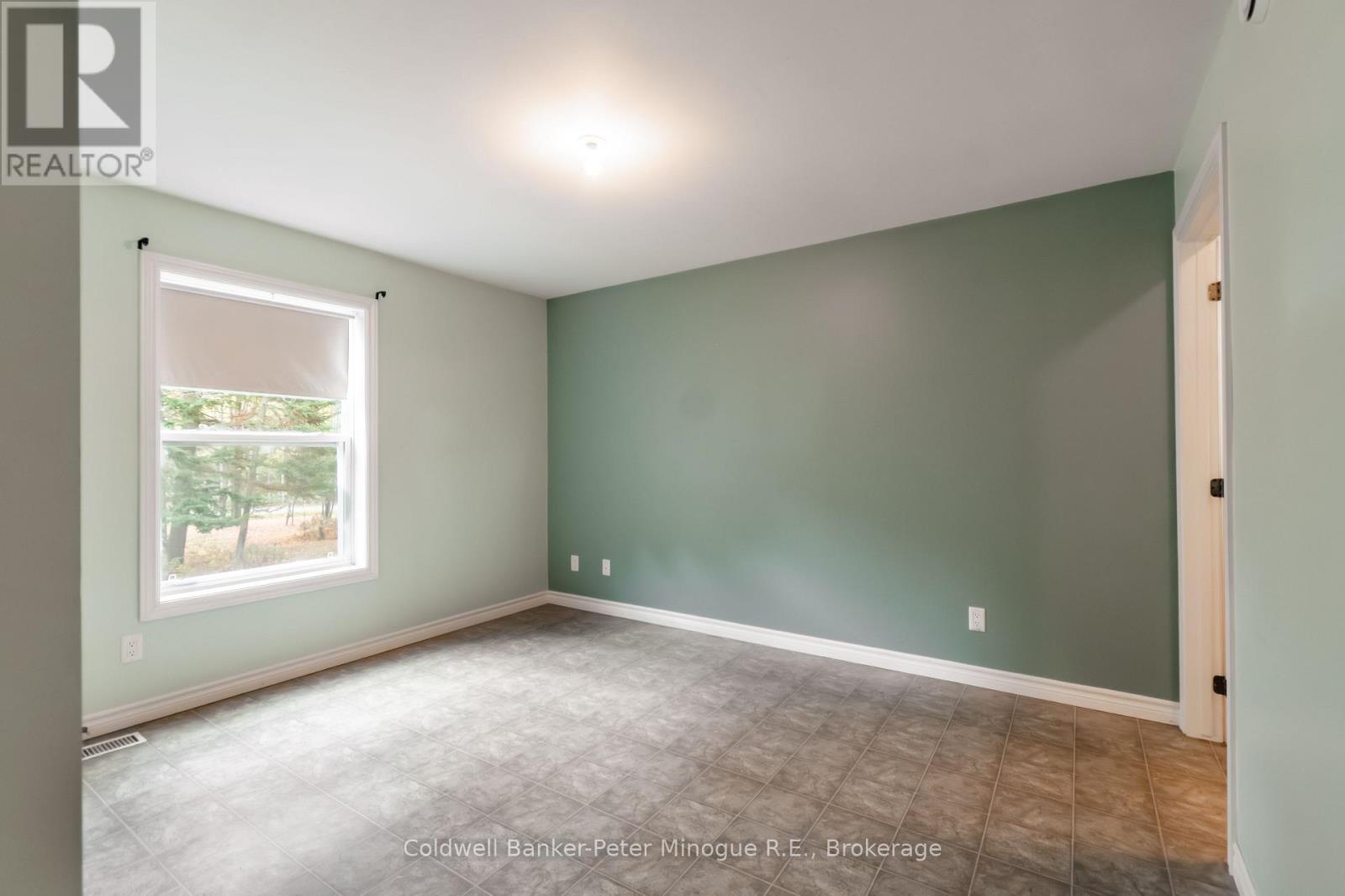 567 Sunset Cove Road, Callander, ON - Indoor Photo Showing Other Room