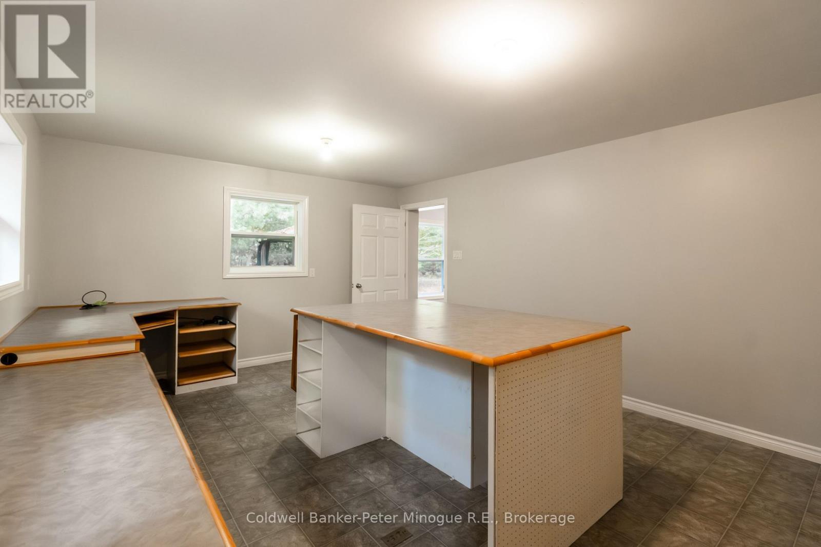 den - 567 Sunset Cove Road, Callander, ON - Indoor Photo Showing Other Room