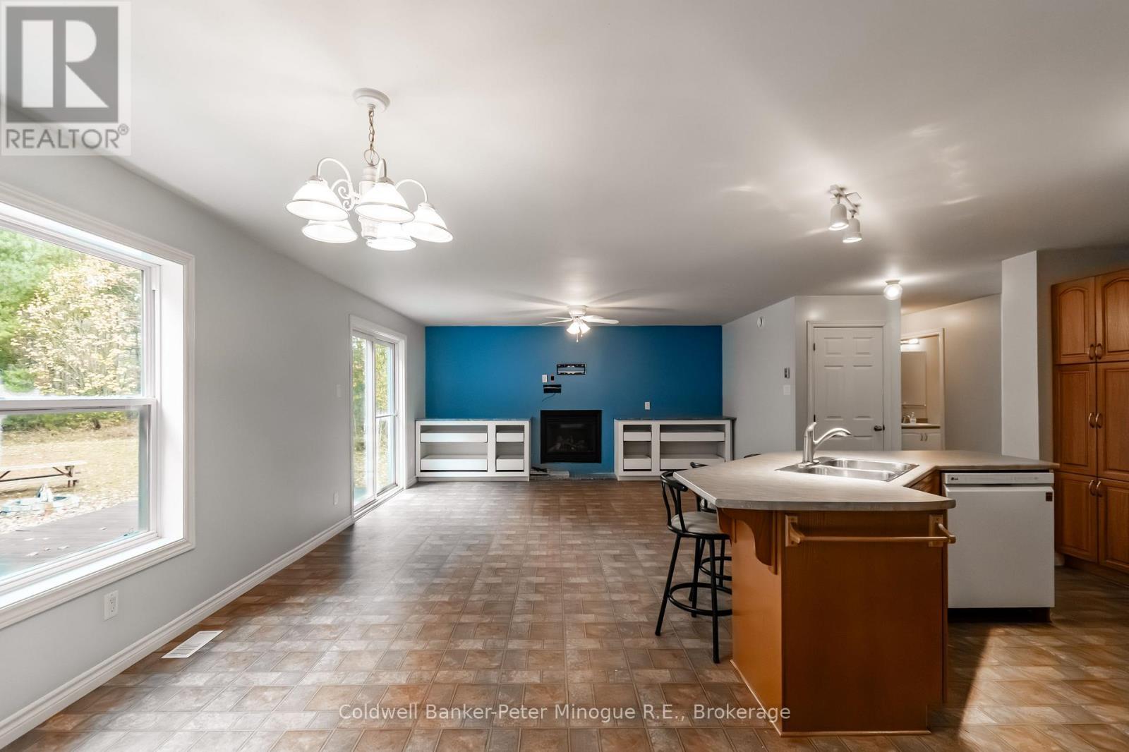 567 Sunset Cove Road, Callander, ON - Indoor Photo Showing Kitchen With Double Sink