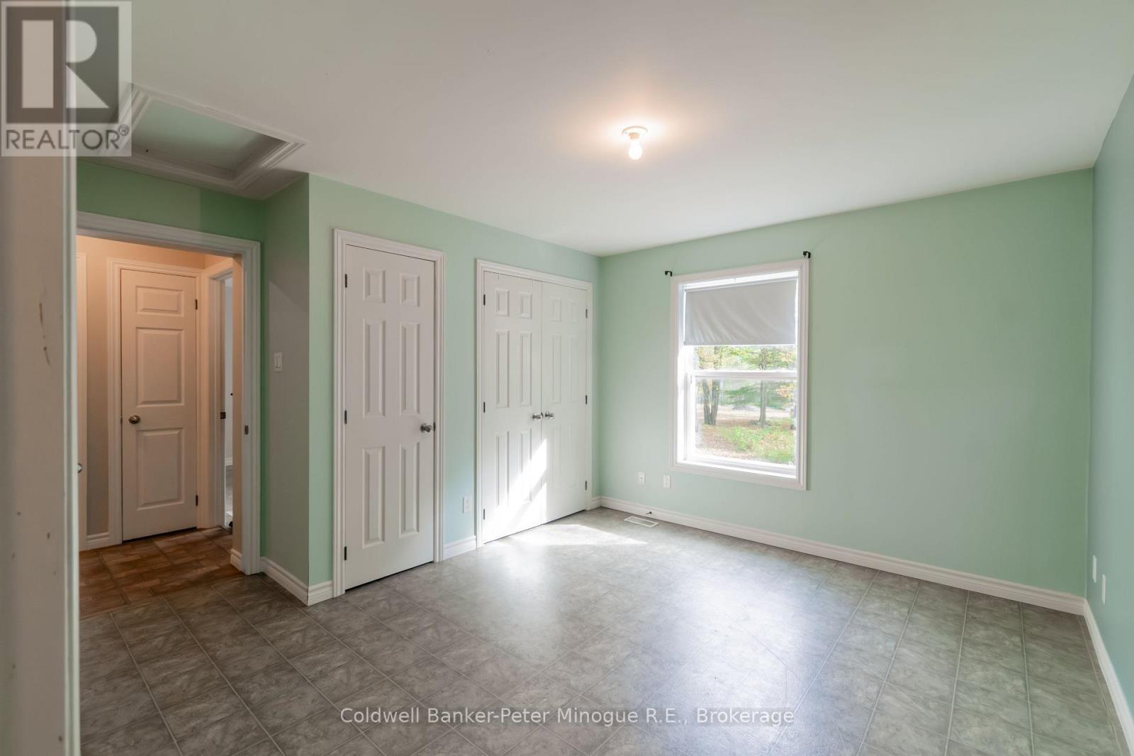 567 Sunset Cove Road, Callander, ON - Indoor Photo Showing Other Room