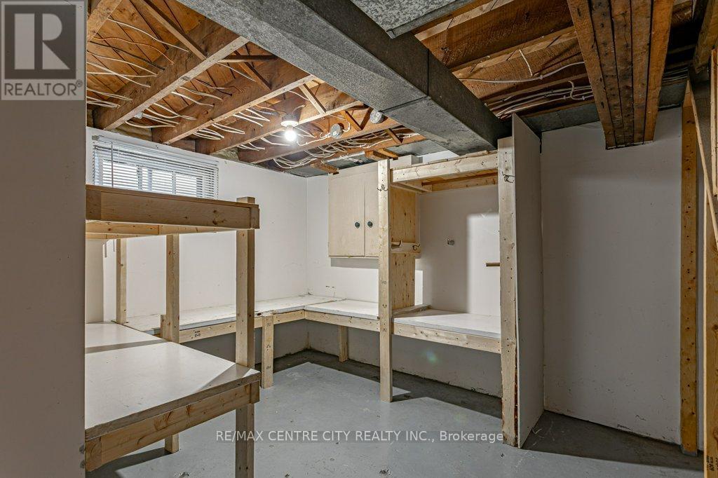 1305 Langmuir Avenue, London East (East N), ON - Indoor Photo Showing Basement