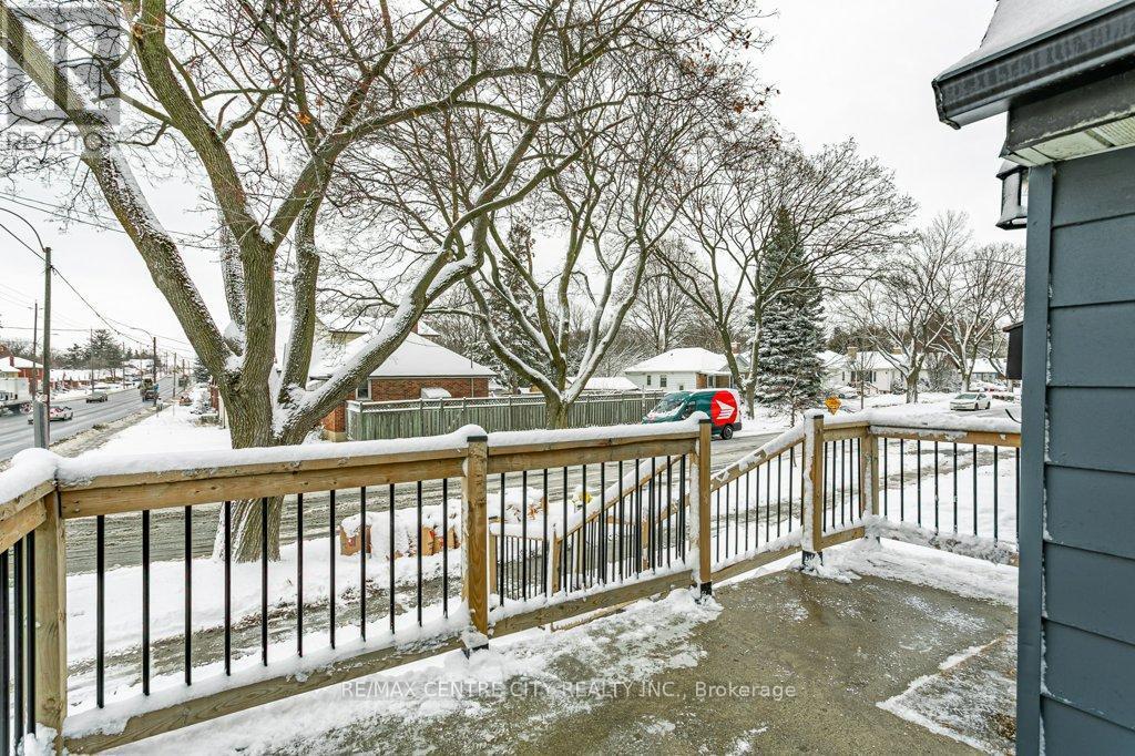 1305 Langmuir Avenue, London East (East N), ON - Outdoor