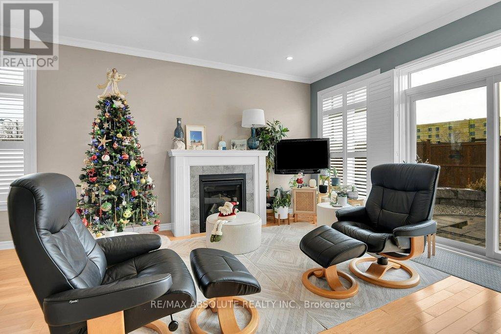 176 Minoterie Ridge, Ottawa, ON - Indoor Photo Showing Living Room With Fireplace