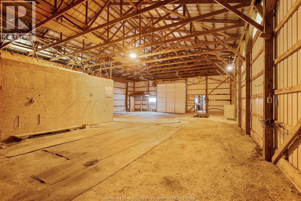 4585 Concession Rd 4 S, Amherstburg, ON - Indoor Photo Showing Other Room