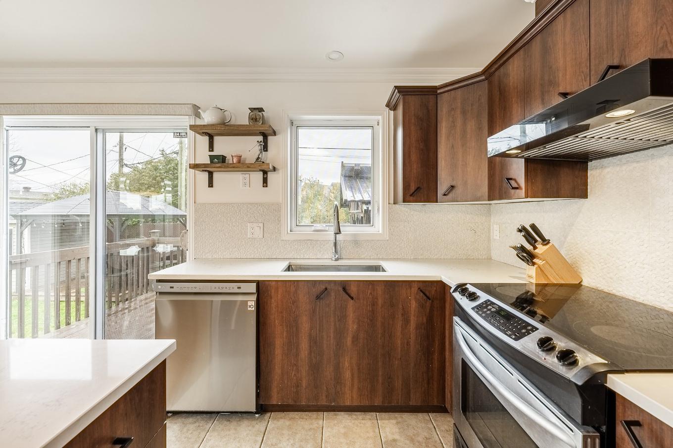 Kitchen - 3406 Rue Robert, Saint-Jean-Baptiste, QC - Indoor Photo Showing Kitchen