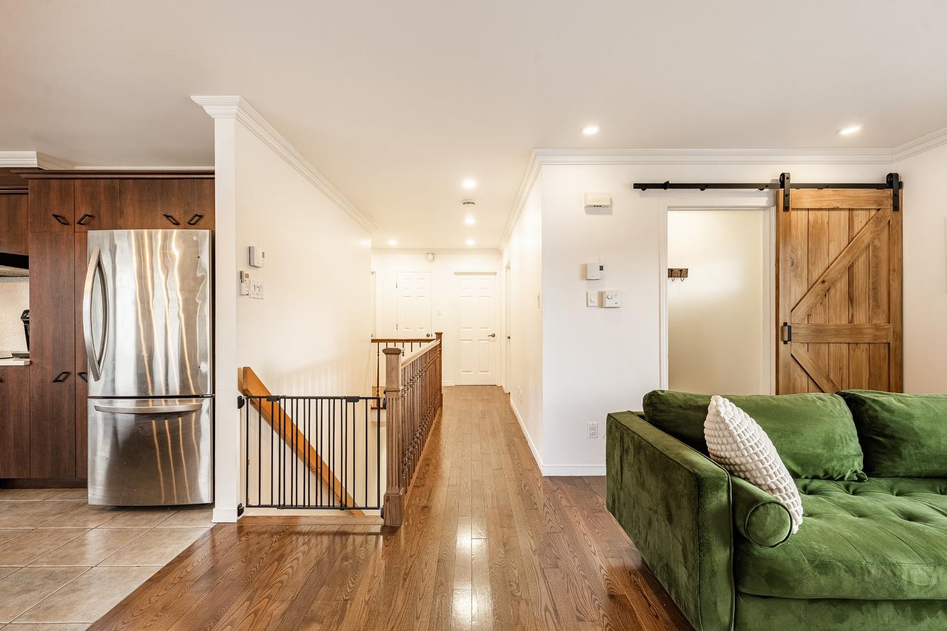 Passageway - 3406 Rue Robert, Saint-Jean-Baptiste, QC - Indoor Photo Showing Other Room