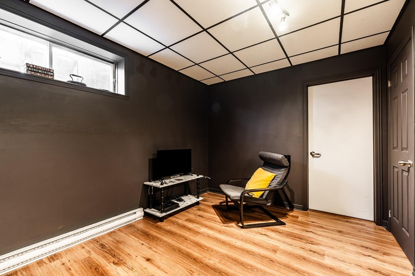 Office - 3406 Rue Robert, Saint-Jean-Baptiste, QC - Indoor Photo Showing Other Room