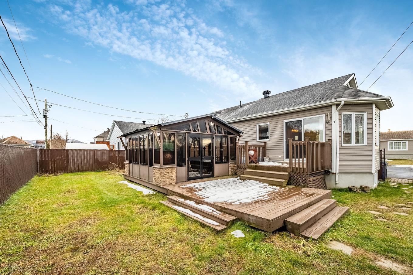 Backyard - 3406 Rue Robert, Saint-Jean-Baptiste, QC - Outdoor