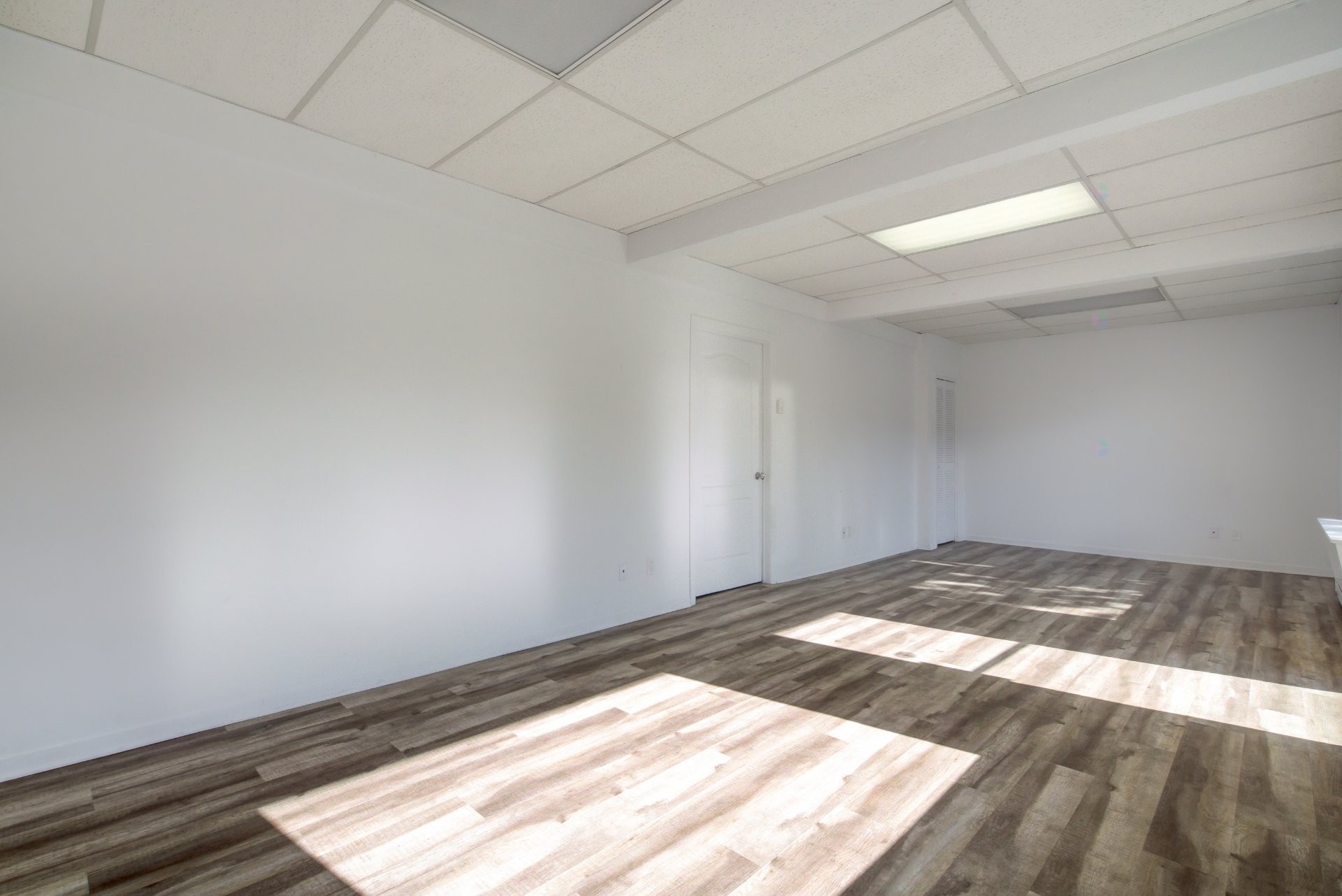 Bureau - 416 Rue St-Georges (St-Jerome), Saint-Jérôme, QC - Indoor Photo Showing Other Room