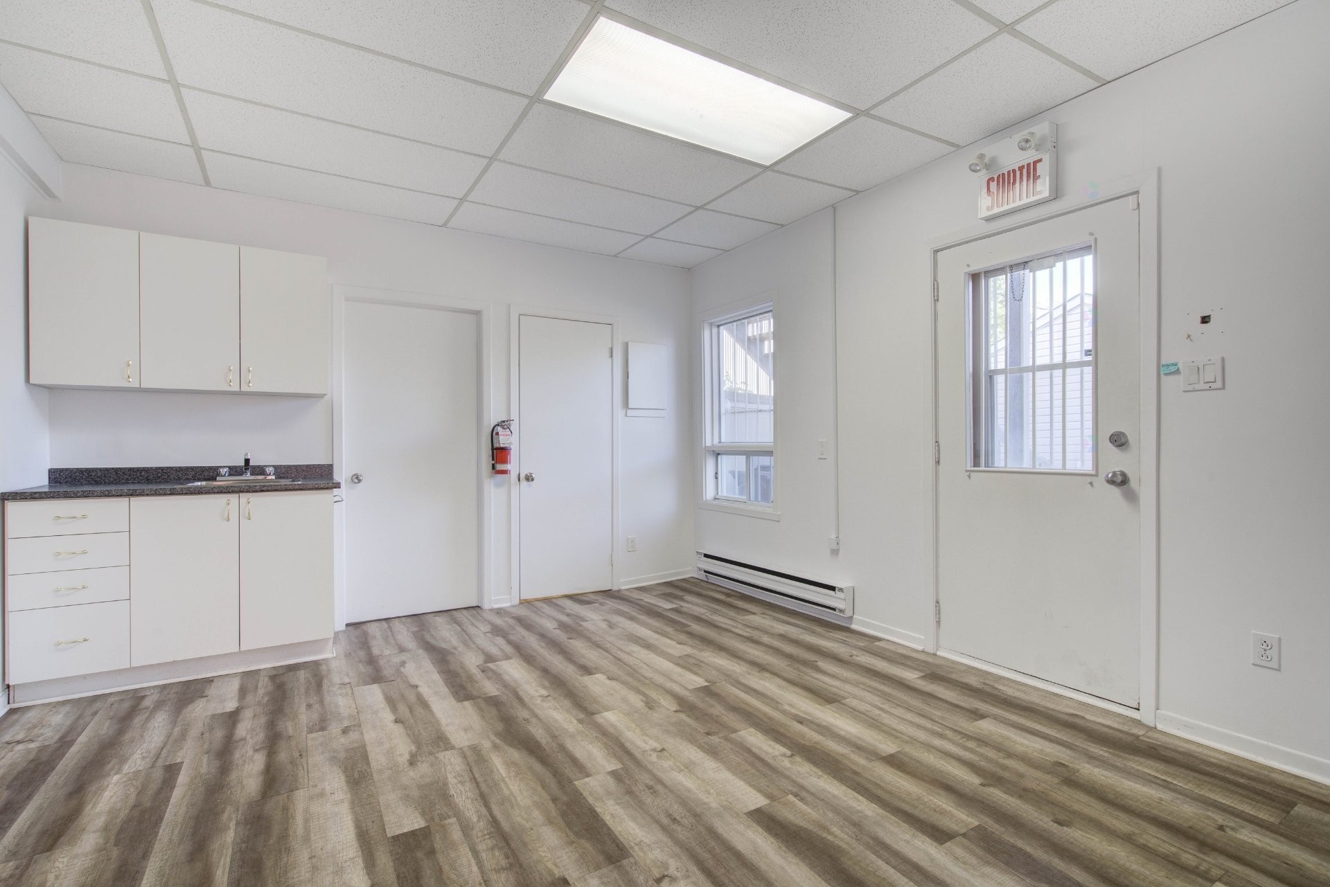 Coin-repas - 416 Rue St-Georges (St-Jerome), Saint-Jérôme, QC - Indoor Photo Showing Other Room