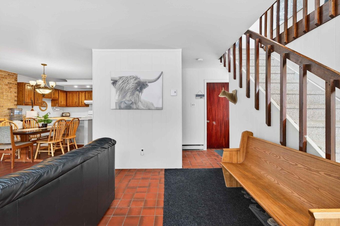 Hall - 117 Rue Ladouceur, Mont-Tremblant, QC - Indoor