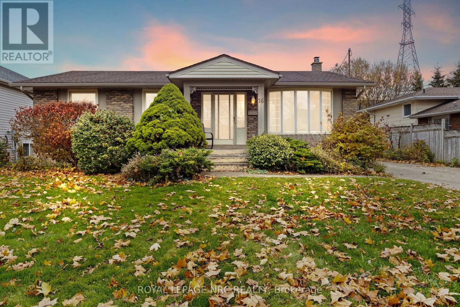 Main Floor - 16 Vanier Drive, Welland (Lincoln/Crowland), ON - Outdoor