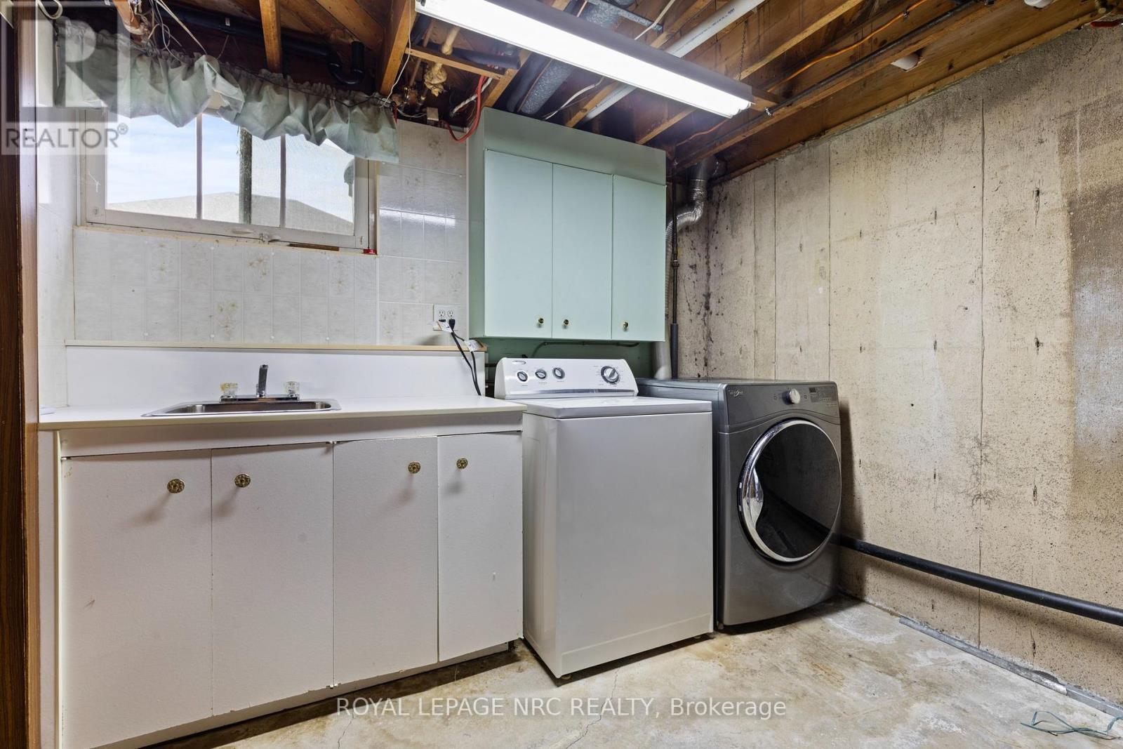 Basement - 16 Vanier Drive, Welland (Lincoln/Crowland), ON - Indoor Photo Showing Laundry Room