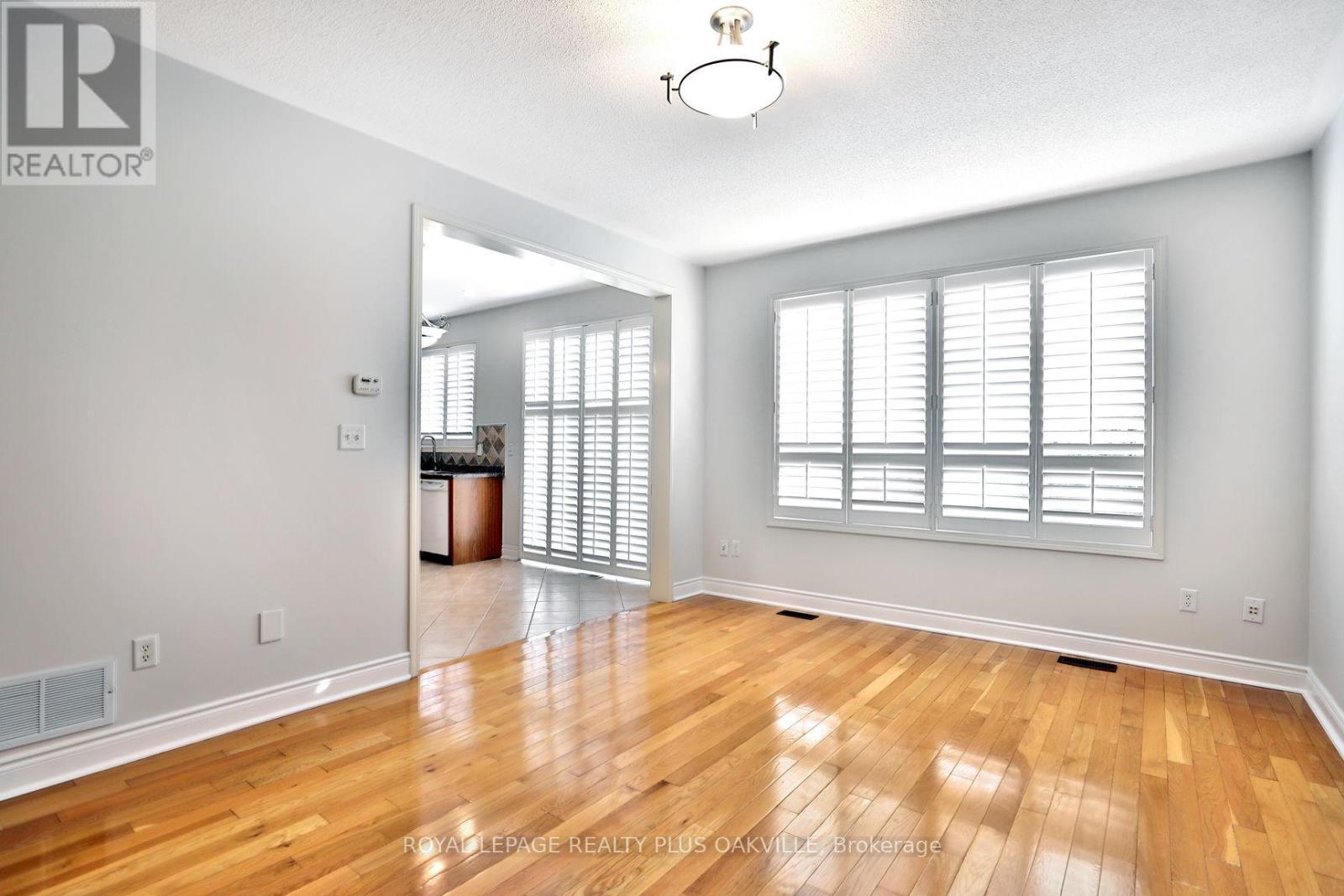 2565 Falkland Crescent, Oakville, ON - Indoor Photo Showing Other Room