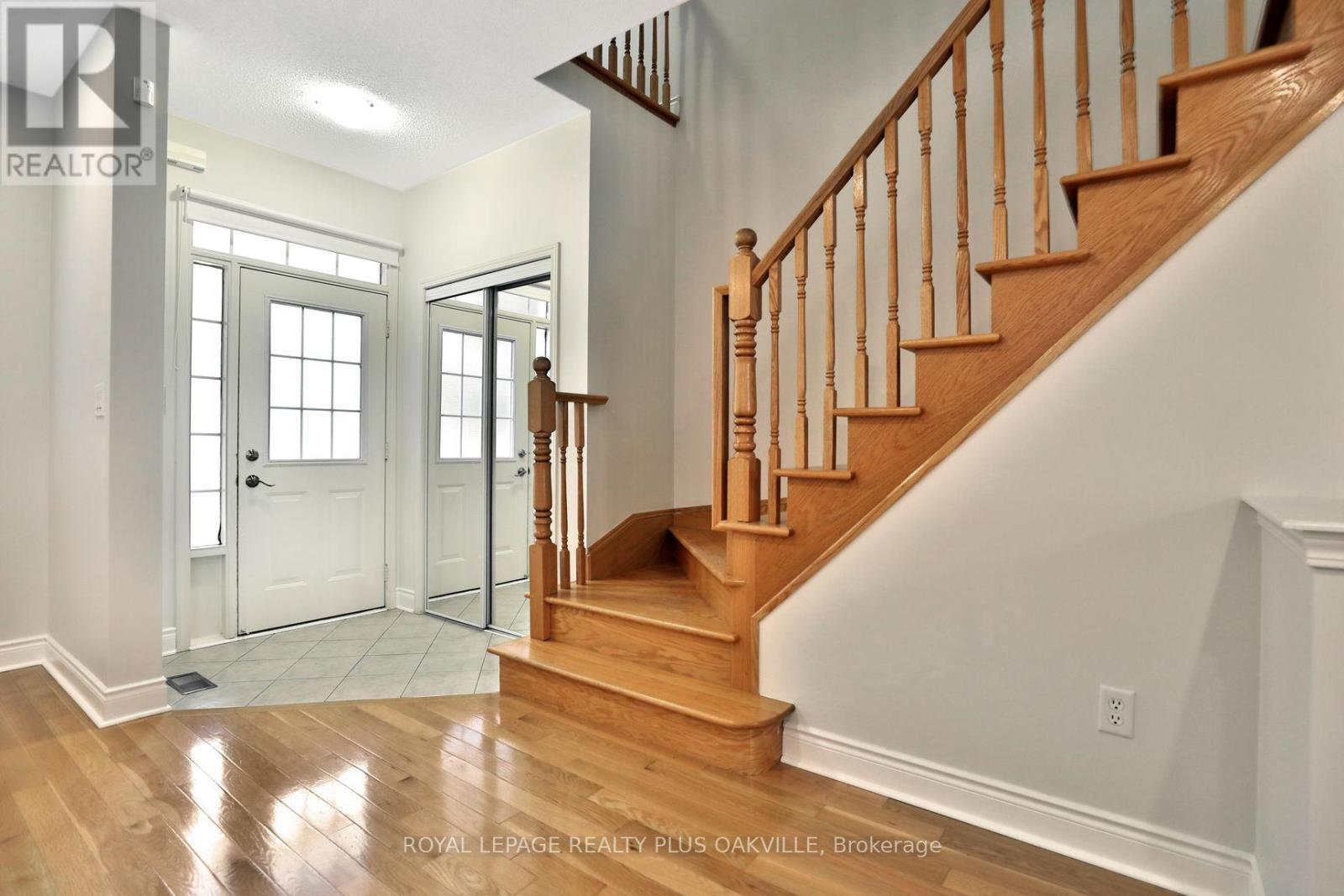2565 Falkland Crescent, Oakville, ON - Indoor Photo Showing Other Room