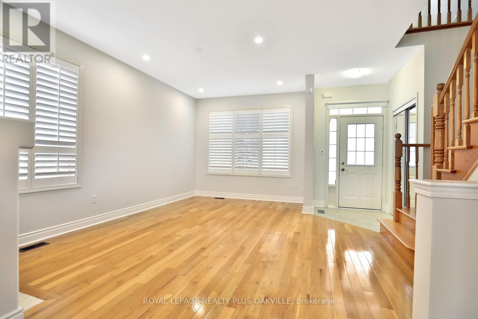 2565 Falkland Crescent, Oakville, ON - Indoor Photo Showing Other Room